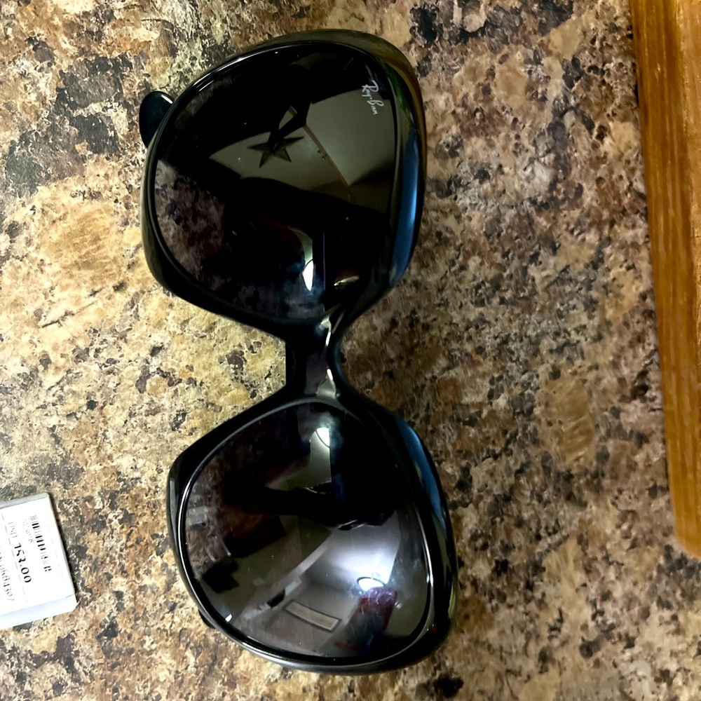 Black Ray Ban Women’s Jackie Ohh II worn one time